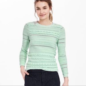 Banana Republic Scallop Pullover Sweater Small